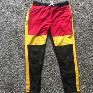 URBAN TRACK PANTS SIZE S-XL